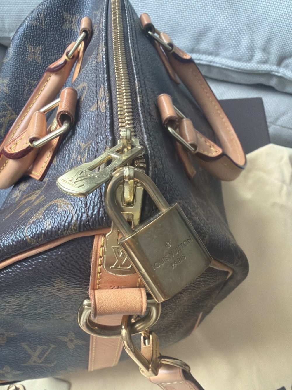 Pre-owned authentic Louis Vuitton speedy bandoulière NM 25 - Picture 8 of 16